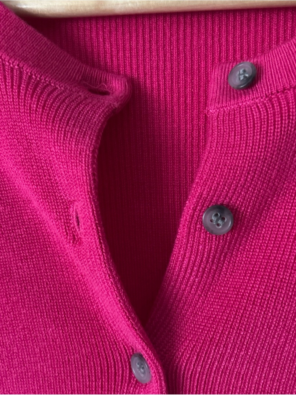 J. Crew Vintage Style Bright Strawberry Pink Button Front Crewneck Cardigan Sz M - Picture 4 of 16